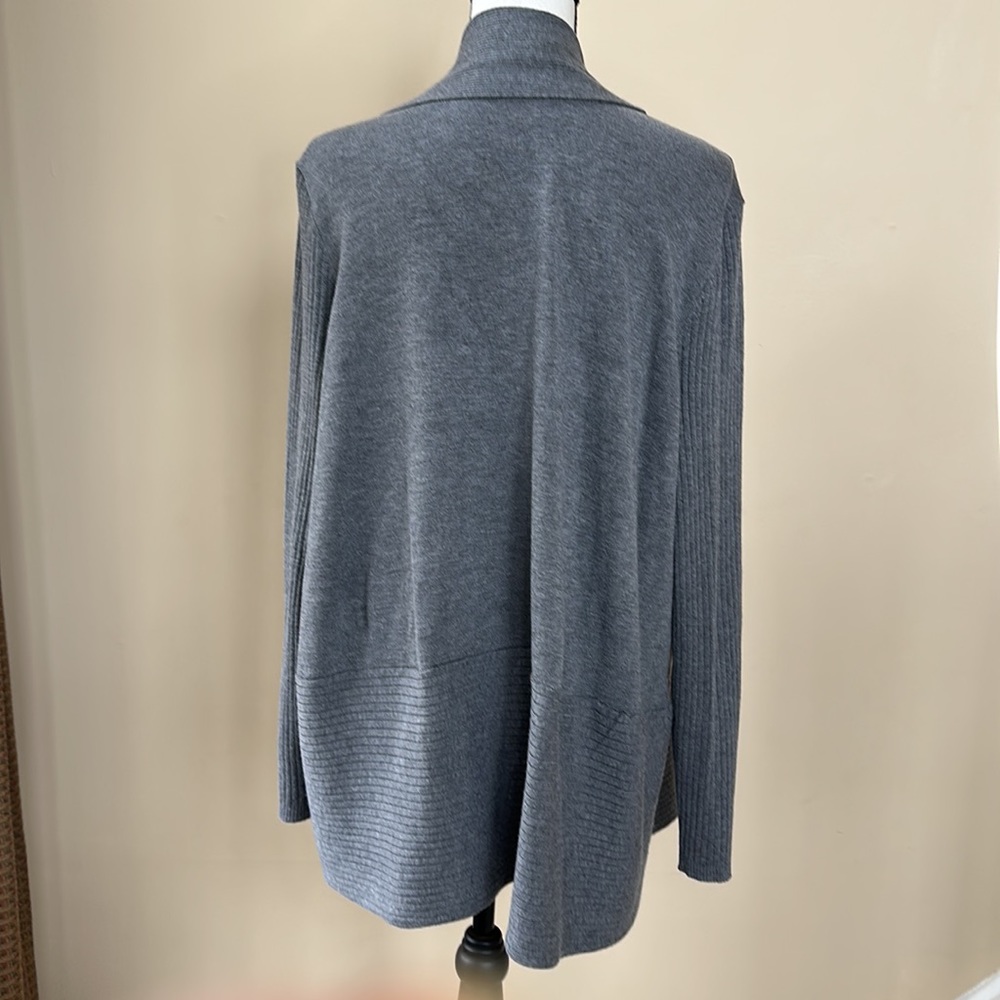 Avenue Gray Open Front Cardigan (Size 18/20) - Picture 6 of 12